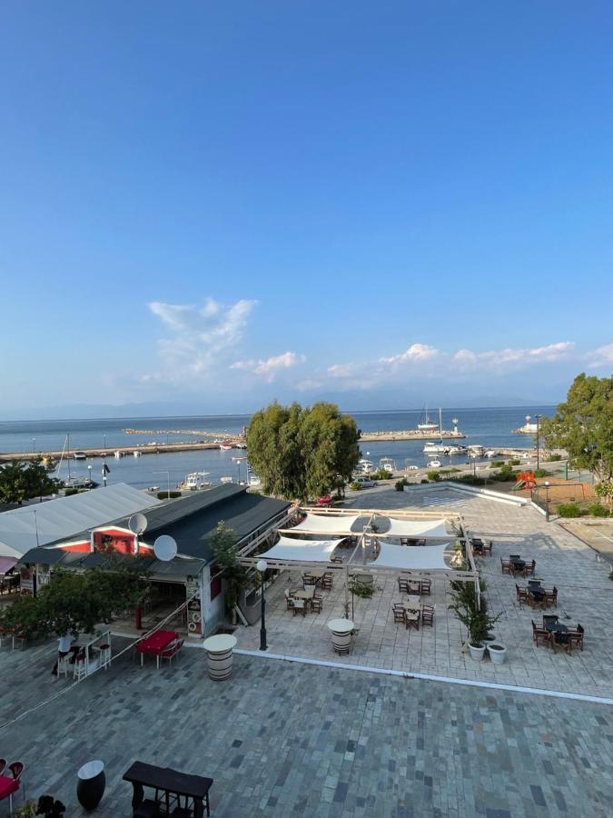 Grand Apartments Nea Koroni Exteriör bild